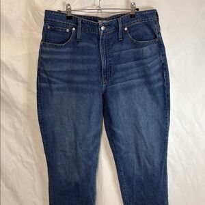 Madewell curvy perfect vintage straight size 33